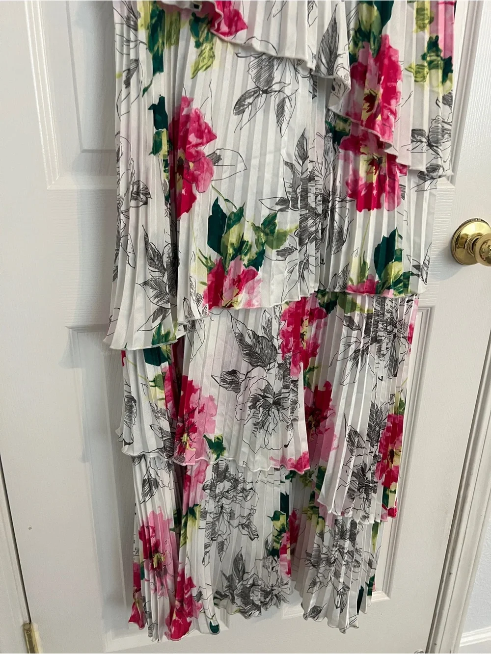 Abercrombie & Fitch Giselle Floral Pleated Tiered Maxi Dress Large NWT
